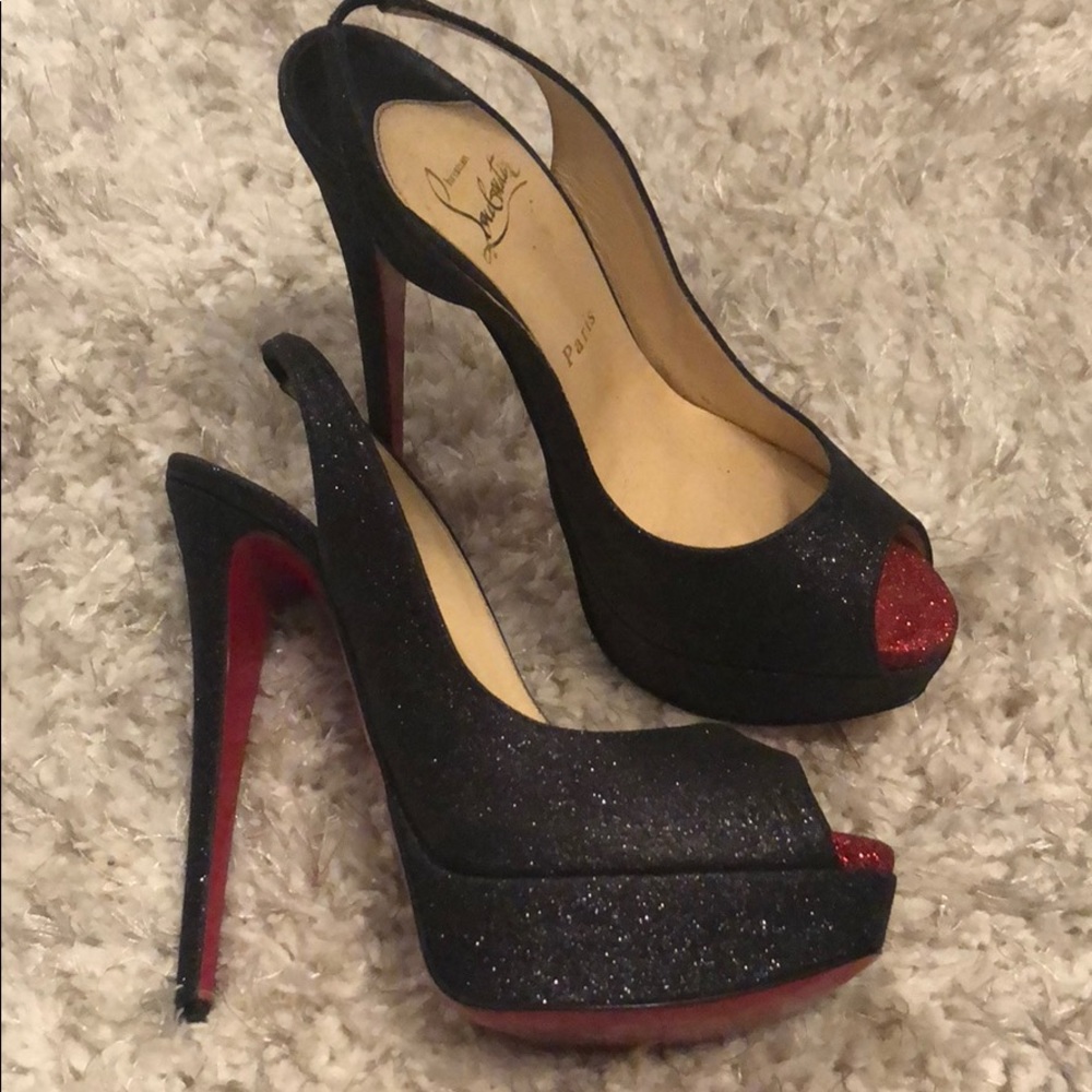 Christian louboutins red bottoms